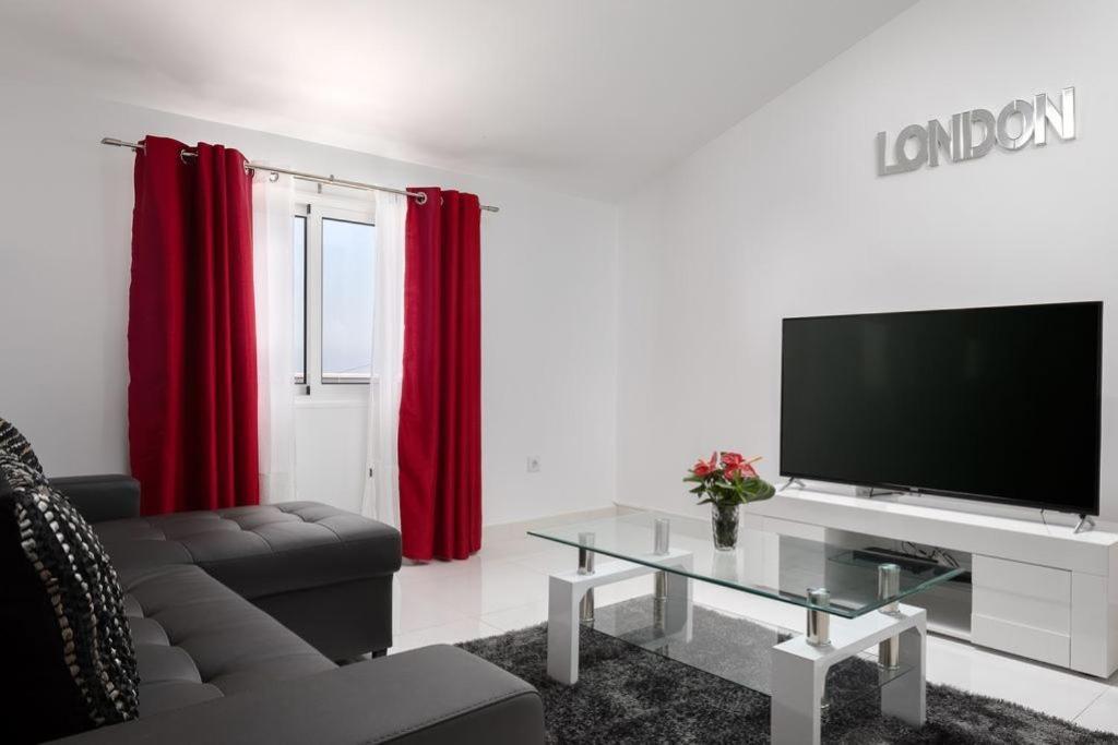 Ferienwohnung Casa Santana Estreito Da Calheta Exterior foto