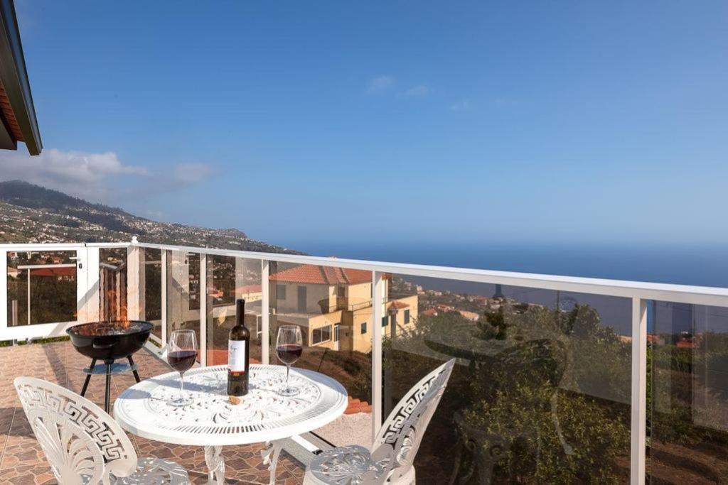 Ferienwohnung Casa Santana Estreito Da Calheta Exterior foto